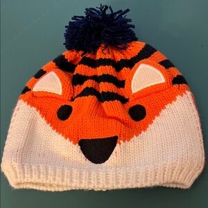 High Desert Gear child’s winter knit cap. Bear face. Size L/XL NWT